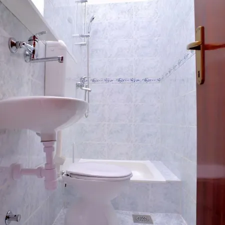 Apartment Blue Sky Split